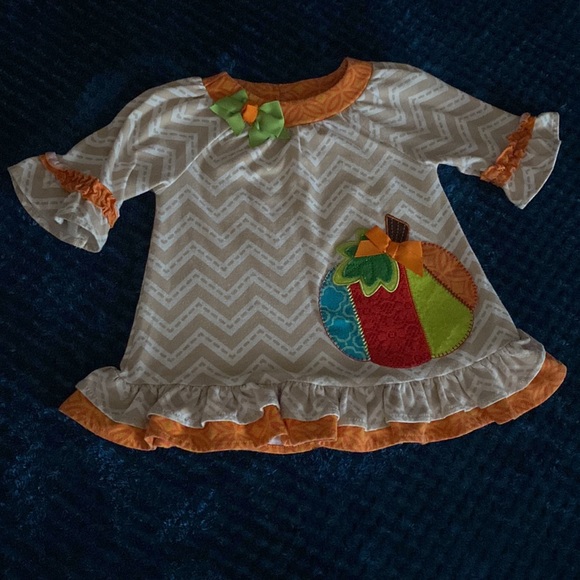 Fall boutique set - Picture 4 of 6